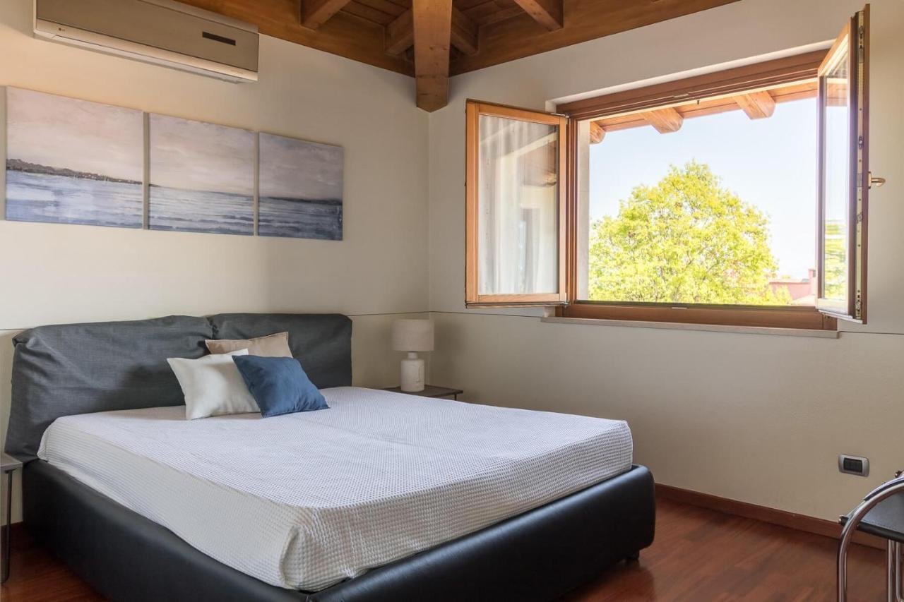 Villa Oleander Manerba del Garda Buitenkant foto