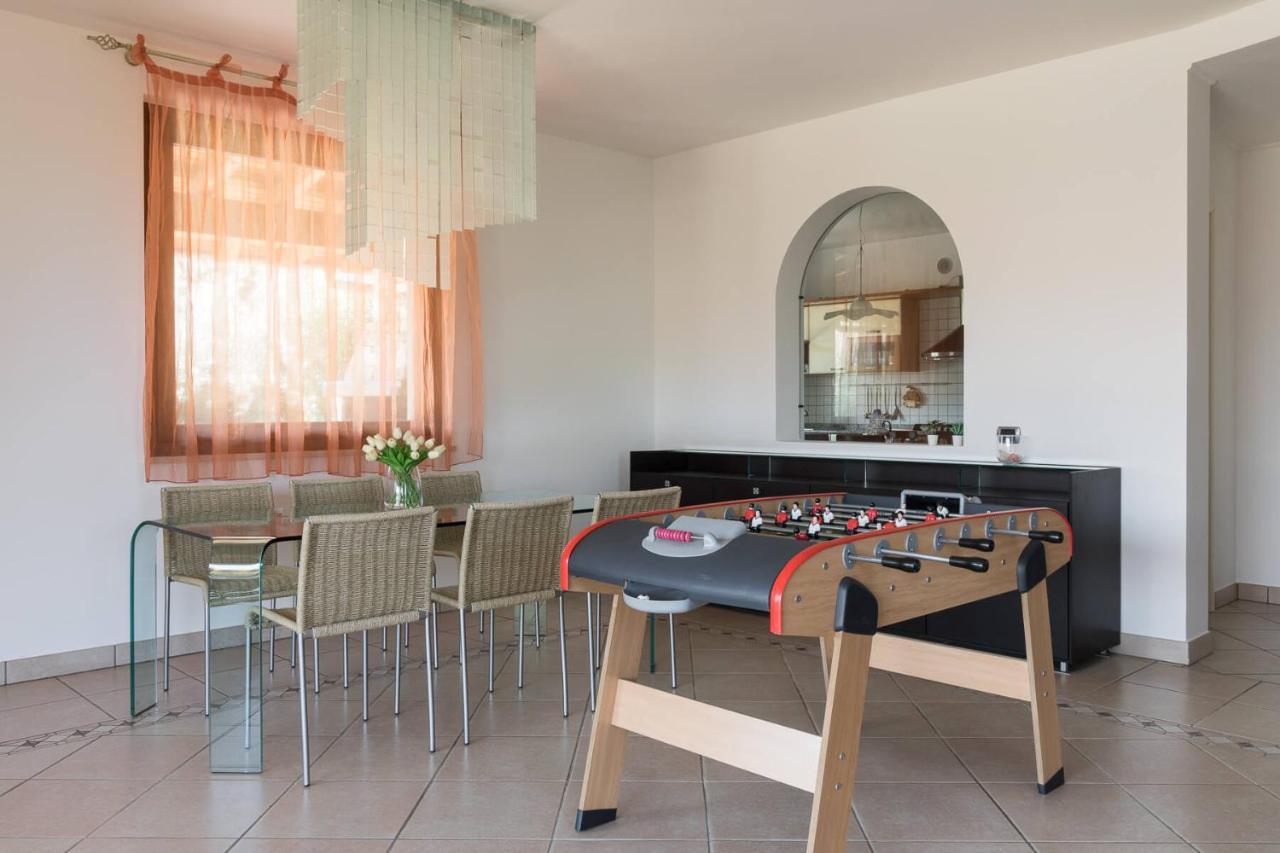Villa Oleander Manerba del Garda Buitenkant foto
