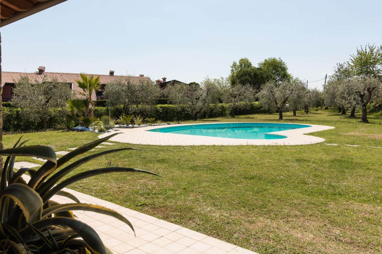 Villa Oleander Manerba del Garda Buitenkant foto